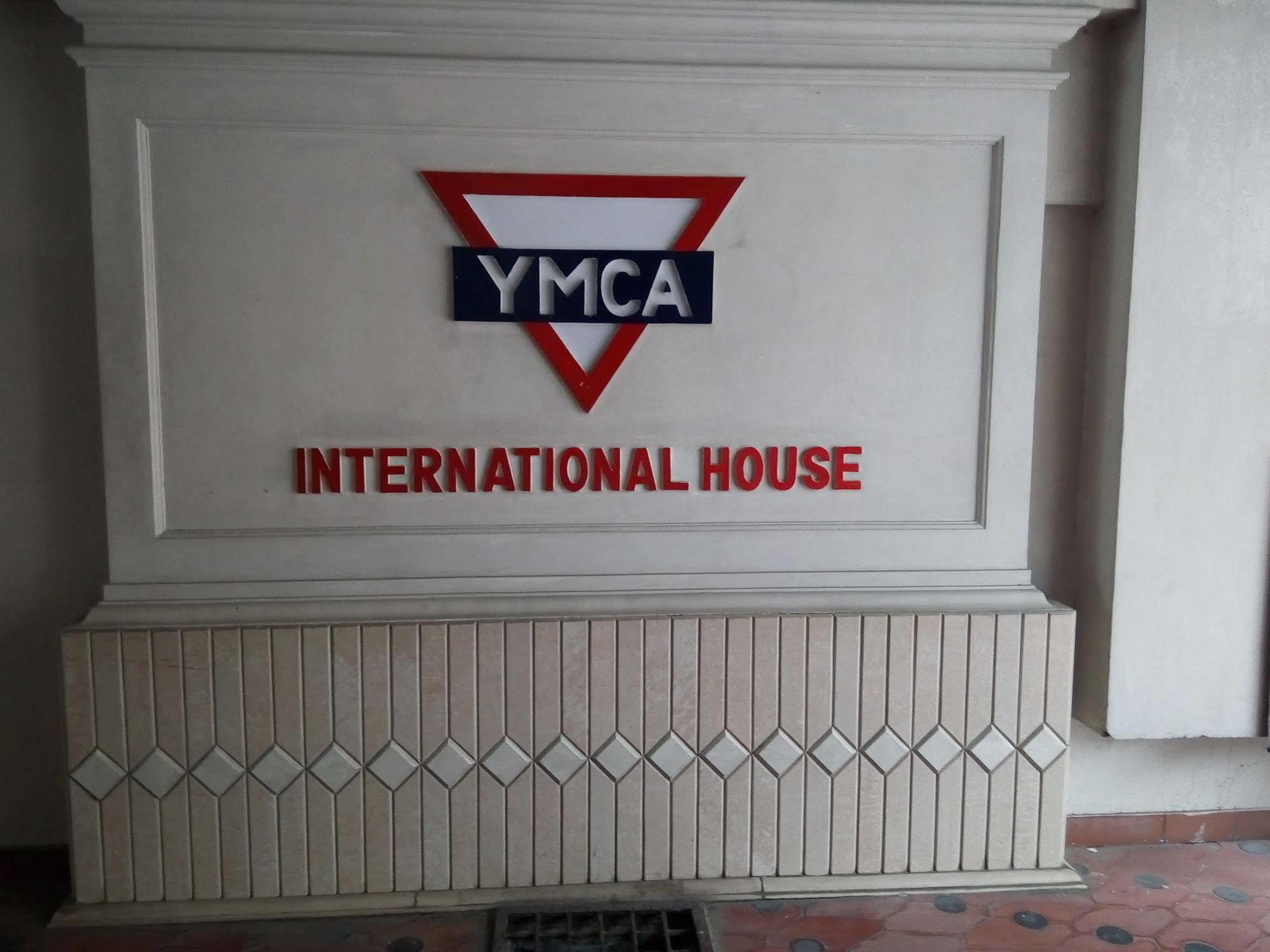 Ymca International House Hotel Kochi Bagian luar foto